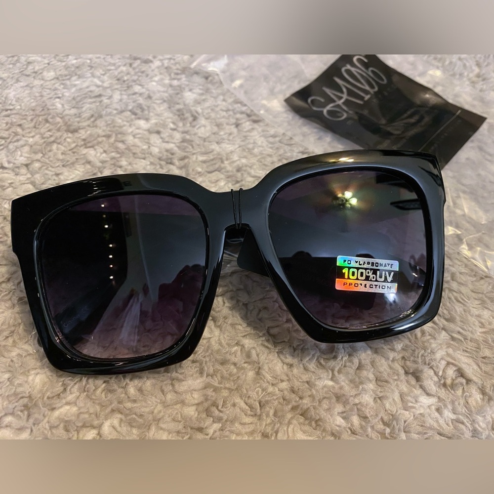Women's Black Sunglasses